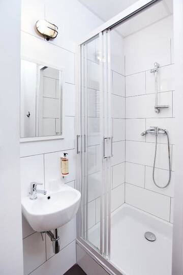Фото номера Одноместный номер Отель Koszary Arche Hotel г. Гура-Кальвария 19