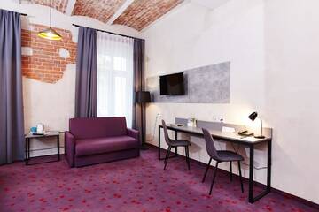 Фото номера Стандартный номер с кроватью размера &quot;queen-size&quot; Отель Koszary Arche Hotel г. Гура-Кальвария 11