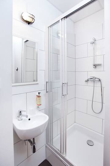 Фото номера Одноместный номер Отель Koszary Arche Hotel г. Гура-Кальвария 2